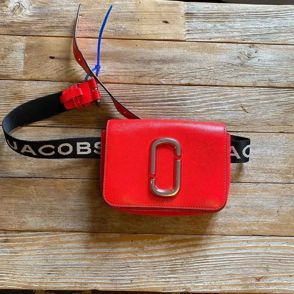 MARC JACOBS snapshot shoulder bag